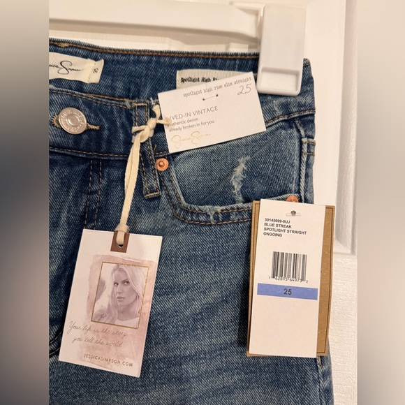Jessica Simpson Blue Streak Spotlight Straight Ongoing, distressed/Ripped Jeans - Picture 2 of 16